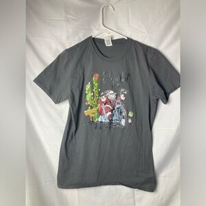 Oh what fun it is to ride! Santa riding motorcycle Christmas t-shirt‎ medium